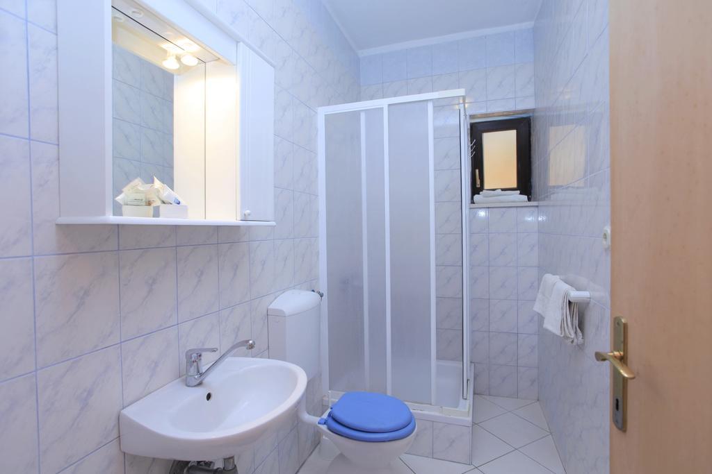 Antonia Apartments Zavalatica Zewnętrze zdjęcie