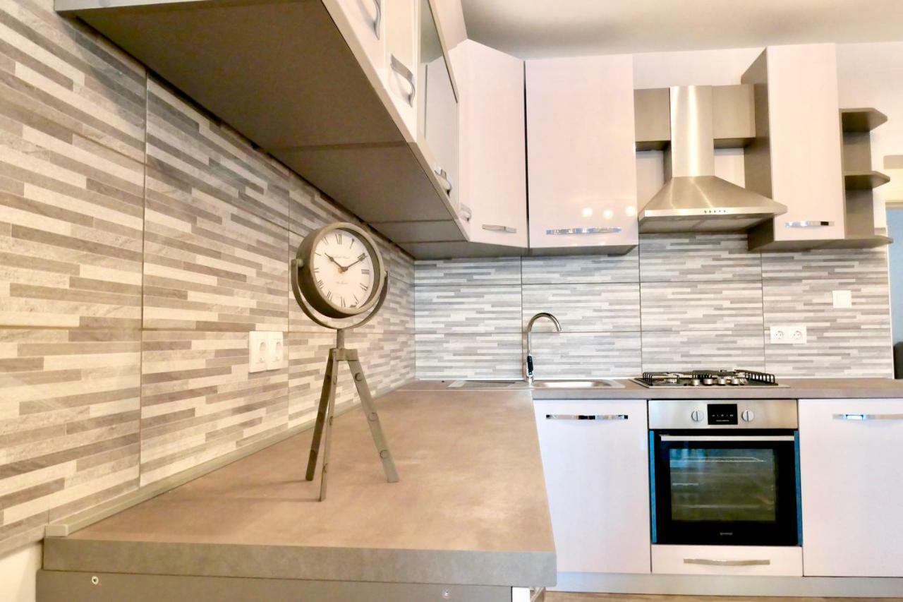 Antonia Apartments Zavalatica Zewnętrze zdjęcie