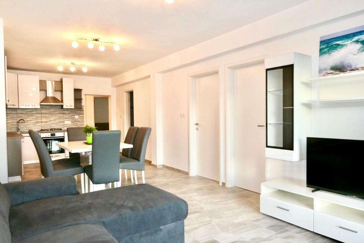 Antonia Apartments Zavalatica Zewnętrze zdjęcie