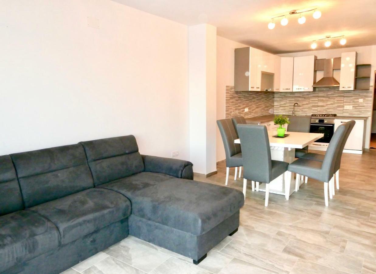 Antonia Apartments Zavalatica Zewnętrze zdjęcie